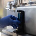 Colanar’s benchtop machines offer compact, high-precision solutions for syringe, vial, and cartridge filling.
